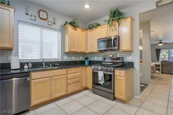 2429 Great Auk AVE,  North Las Vegas,  NV 89084