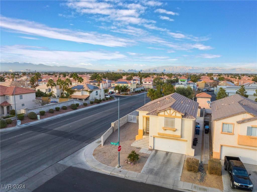 1808 Quartz Landing AVE, Las Vegas, NV 89183