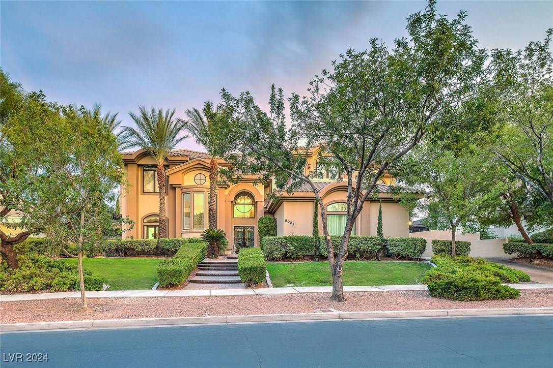 Las Vegas, NV 89134,8905 Greensboro LN