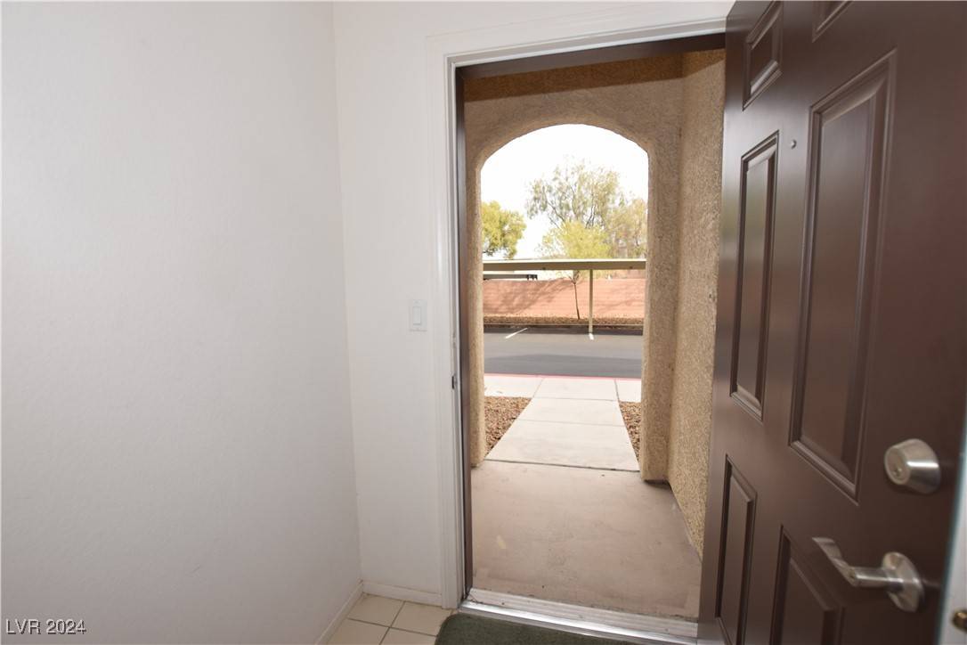 Henderson, NV 89052,2291 W Horizon Ridge Pkwy #10156