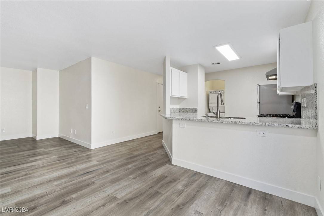 Las Vegas, NV 89183,10057 Delicate Dew ST