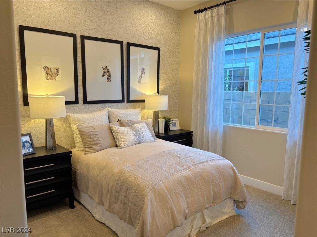 Henderson, NV 89011,36 Honeymoon DR