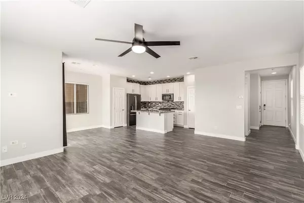 Las Vegas, NV 89178,10318 Glimmering Star DR