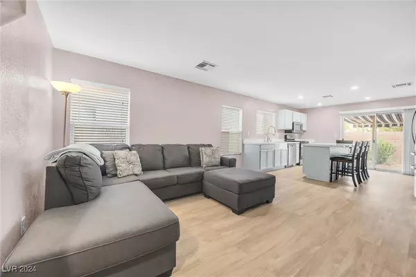 Las Vegas, NV 89178,499 Warminster AVE