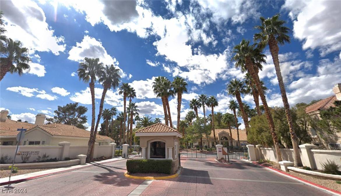 2637 Golden Sands DR, Las Vegas, NV 89128