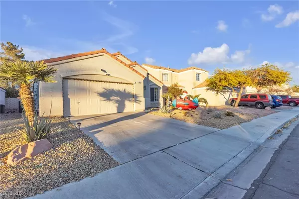 Henderson, NV 89011,688 Moonlight Mesa DR
