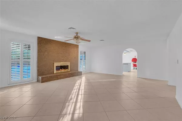 Las Vegas, NV 89139,3335 W Mardon AVE