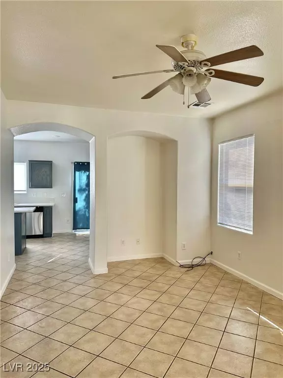 Las Vegas, NV 89139,5455 Hasley Canyon AVE