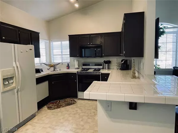 Las Vegas, NV 89128,1830 BUFFALO DR #2094