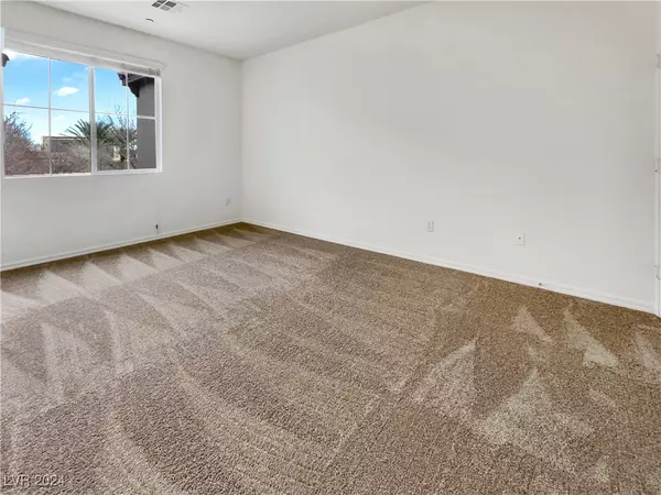 Las Vegas, NV 89135,11388 Newton Commons DR #104