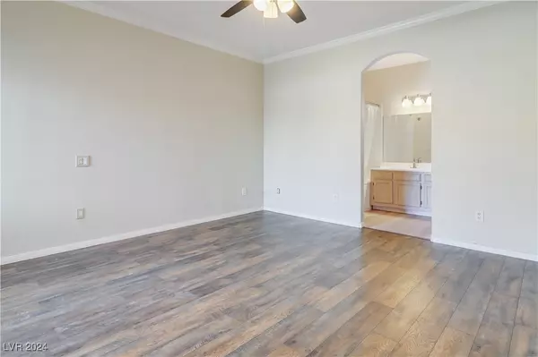 Las Vegas, NV 89103,5525 W Flamingo RD #2006