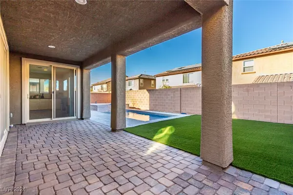Las Vegas, NV 89183,112 Nola Stream CT