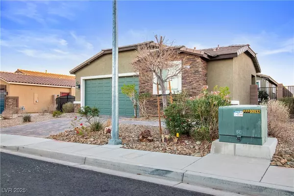 Laughlin, NV 89029,2051 Hunt Woods CT