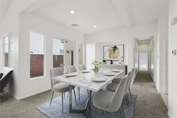 Las Vegas, NV 89166,6521 Macdoogle ST