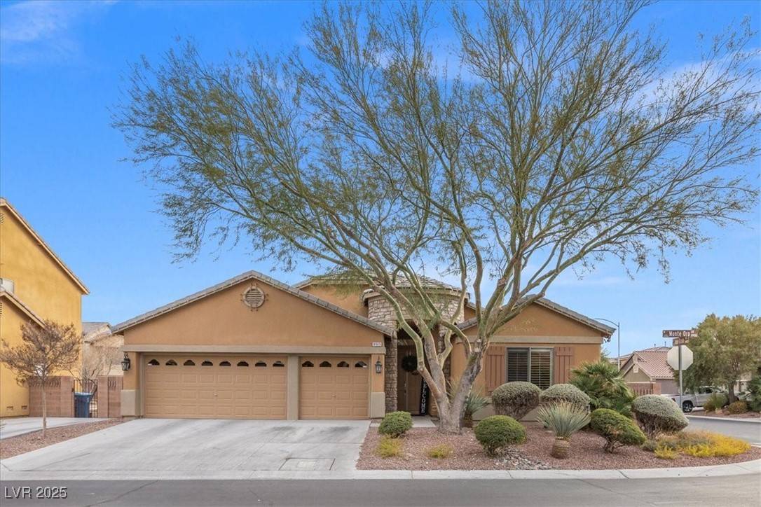 8969 Monte Oro DR, Las Vegas, NV 89131