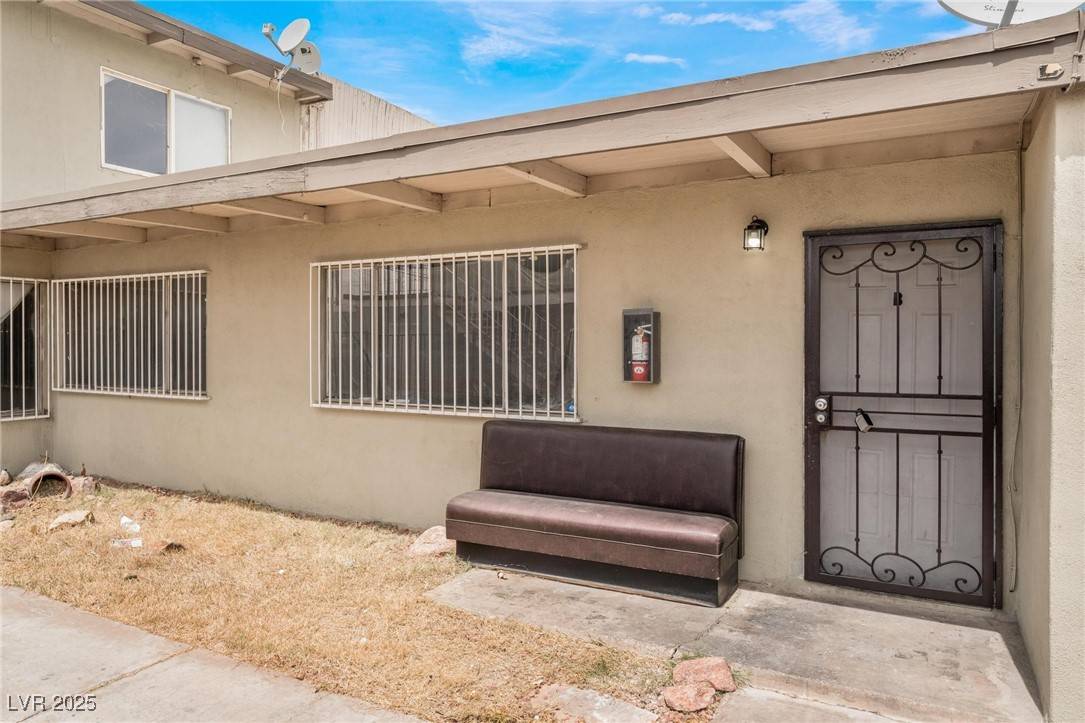 Las Vegas, NV 89108,3217 Joann WAY