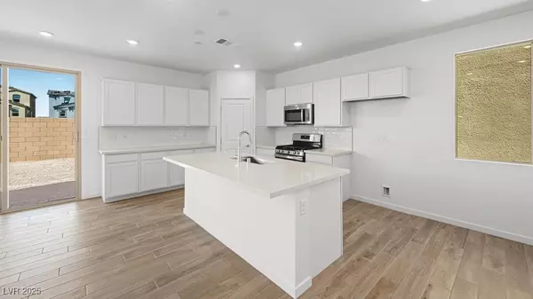 Henderson, NV 89015,334 Taylor ST