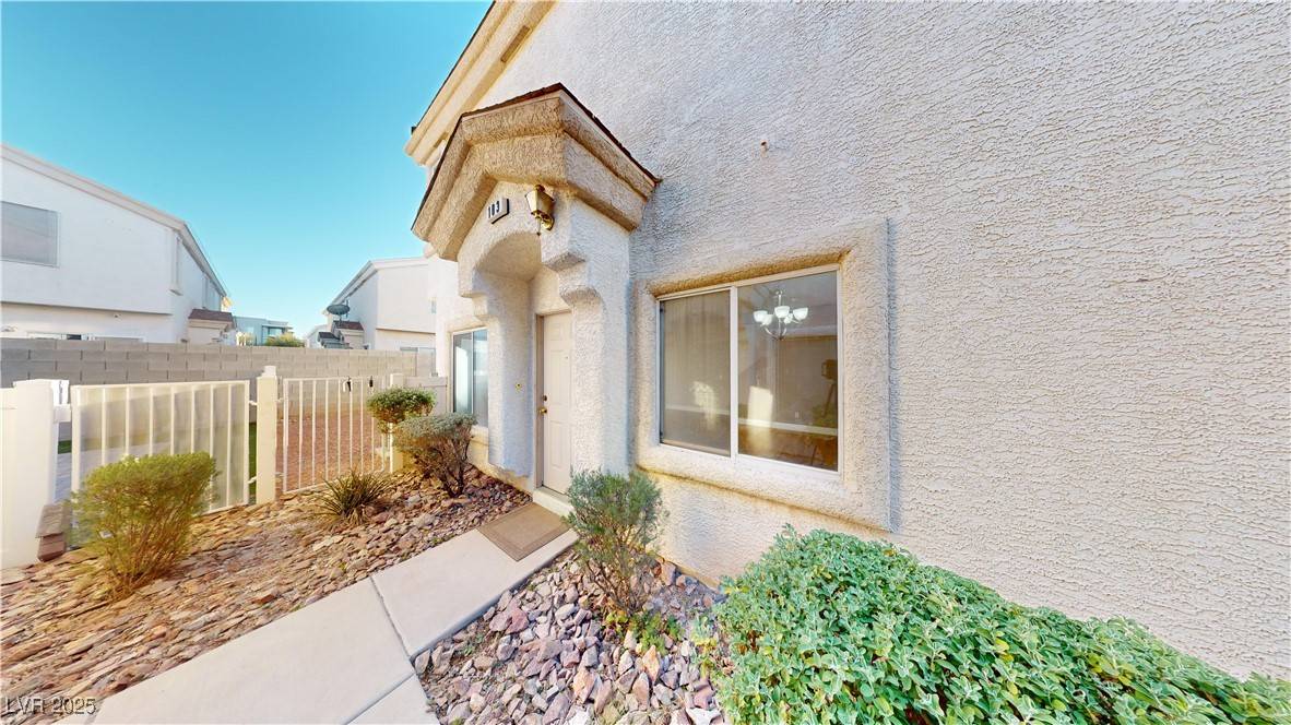 Henderson, NV 89011,6431 Saddle Up AVE #103