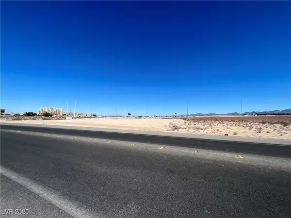 Las Vegas, NV 89141,10410 Dean Martin Dr
