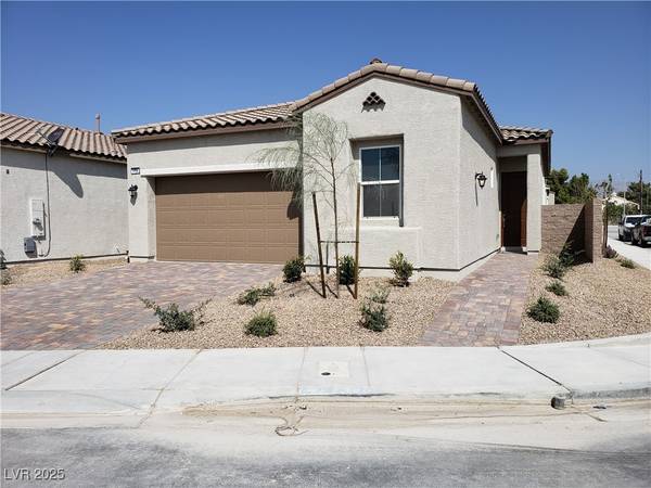 1706 Pondering AVE, North Las Vegas, NV 89031
