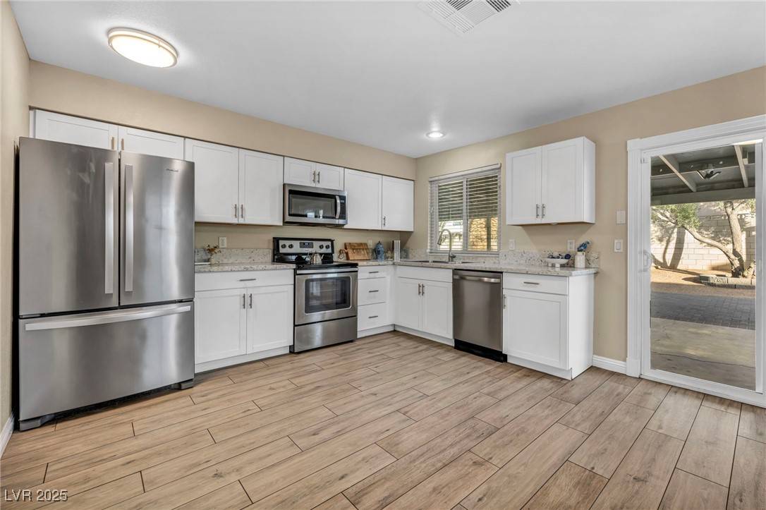 Henderson, NV 89015,1012 Woodside CT
