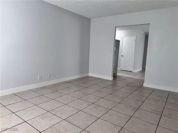 Las Vegas, NV 89147,7130 Mountain Moss DR