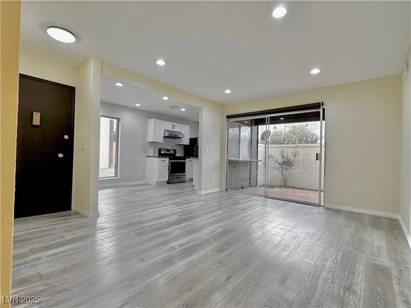 Las Vegas, NV 89169,1405 Vegas Valley DR #337