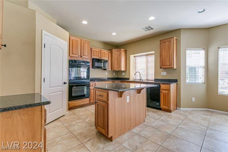 Las Vegas, NV 89178,9893 Cove Haven CT