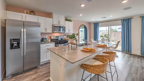 North Las Vegas, NV 89081,5713 Scarlet Rock ST