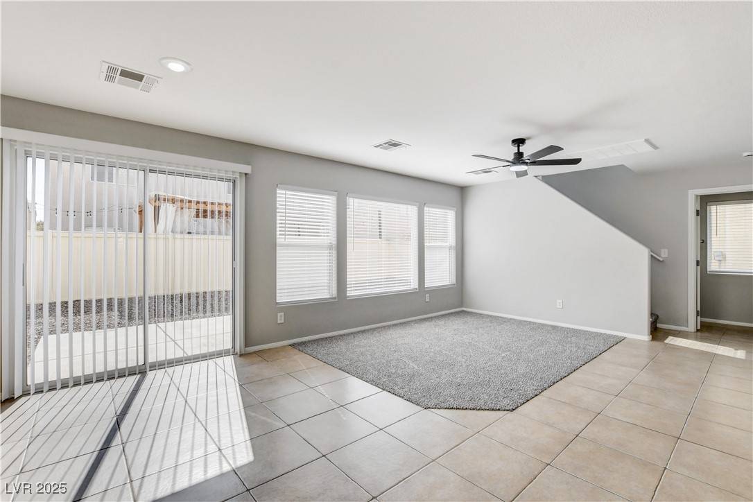Henderson, NV 89052,881 Blushing Rose PL