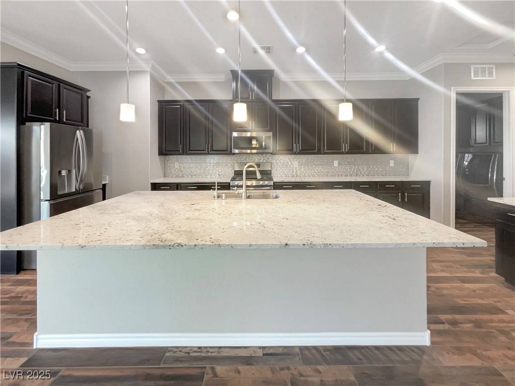 Henderson, NV 89011,480 Sterling Falls AVE