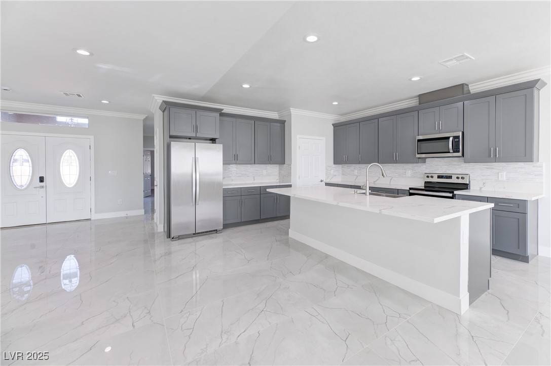 Pahrump, NV 89048,2140 Upland AVE