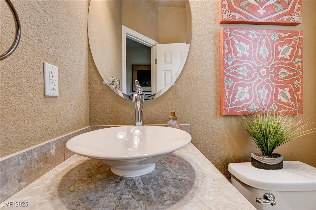 Las Vegas, NV 89118,6152 Sky River CT