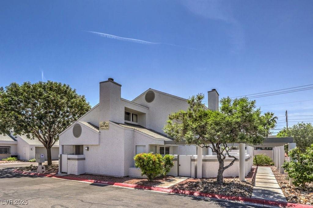 Las Vegas, NV 89110,5655 Vineyard LN #0