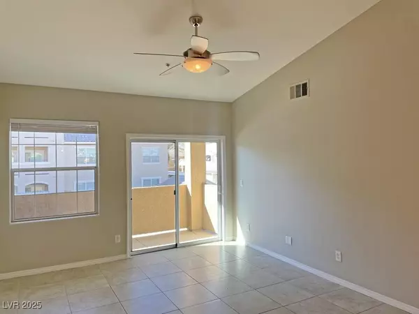 Las Vegas, NV 89148,8777 W Maule AVE #2109