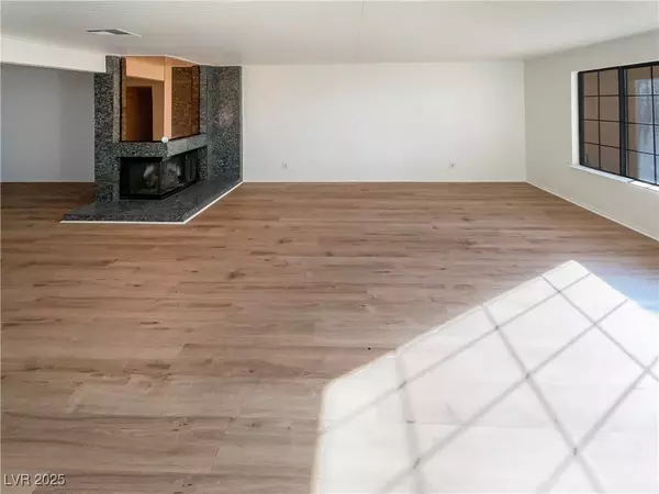Henderson, NV 89014,2386 Pickwick DR
