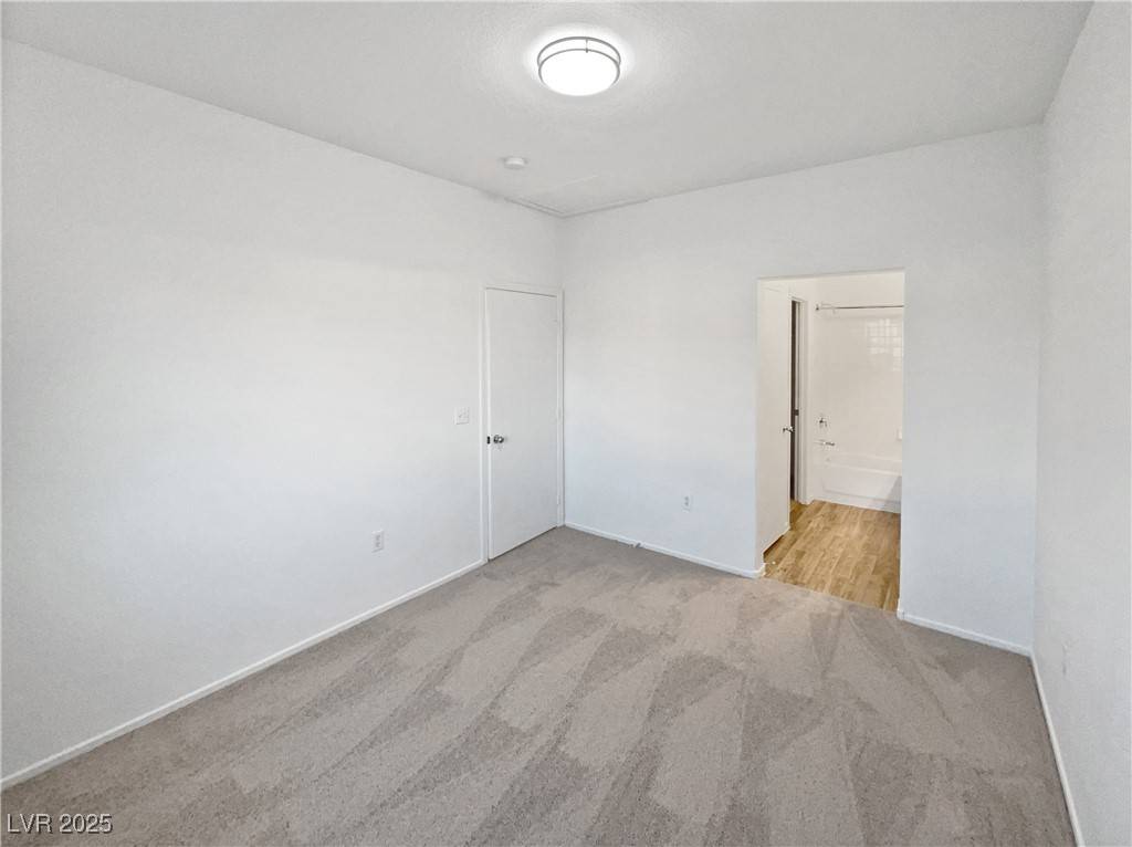 North Las Vegas, NV 89031,5965 Palmilla ST #2