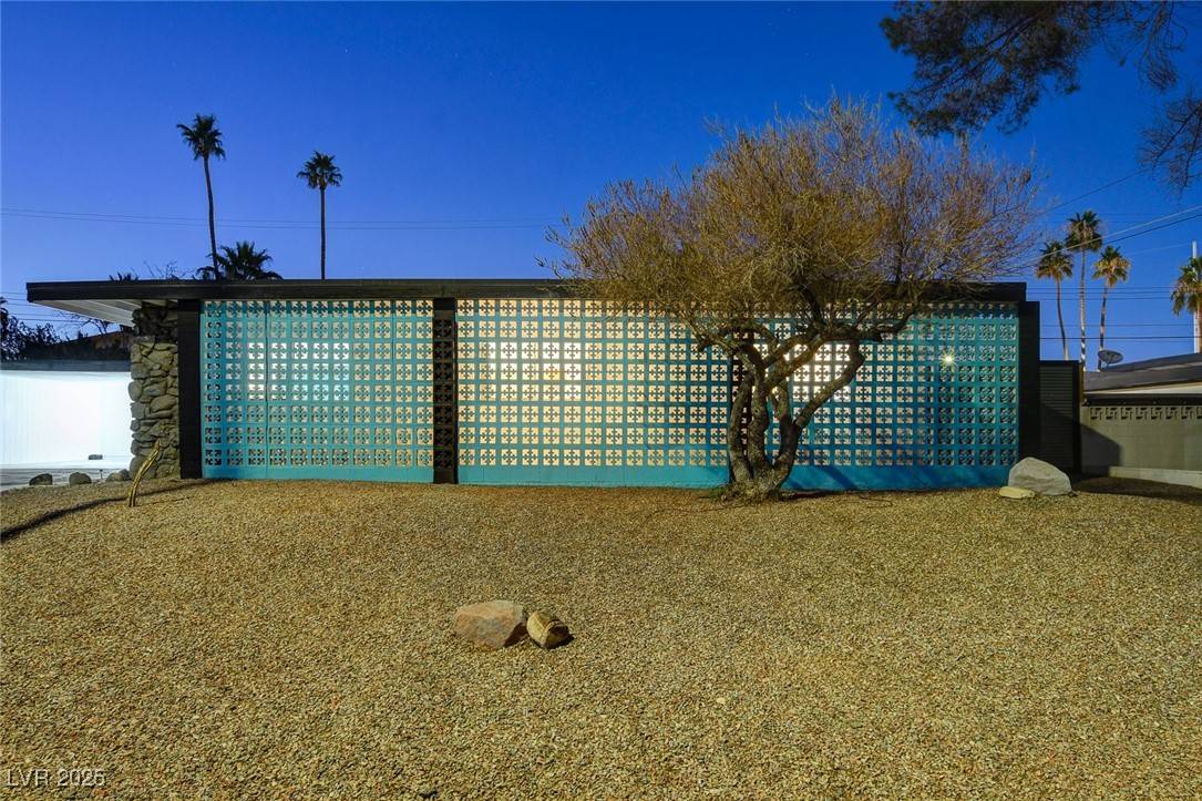 Las Vegas, NV 89169,1558 AZTEC WAY