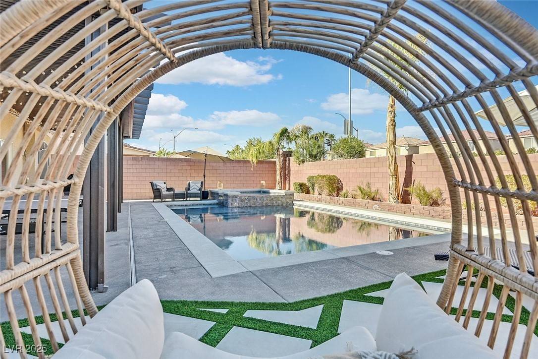 6456 Grande River CT, Las Vegas, NV 89139