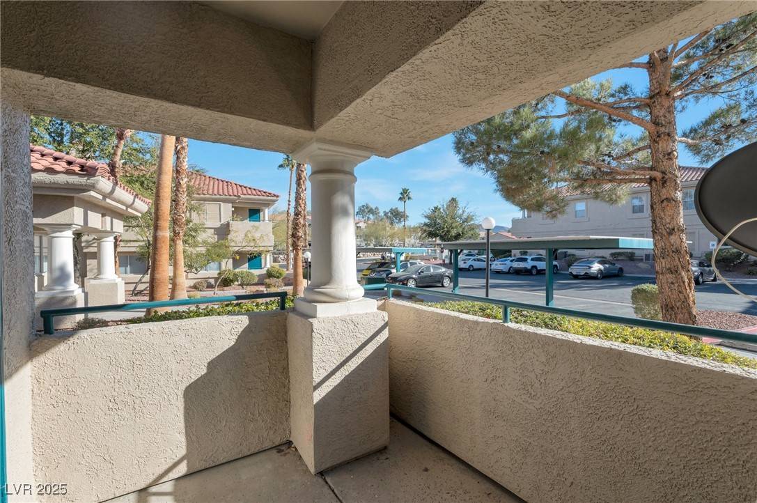 Henderson, NV 89014,1518 Jenny Linn DR #105