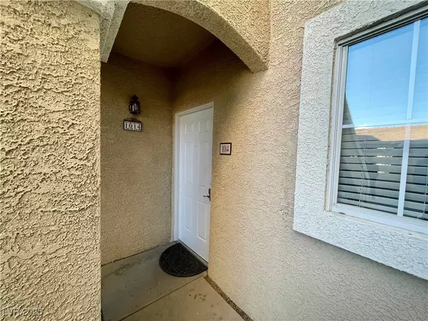 Henderson, NV 89011,833 Aspen Peak LOOP #1014