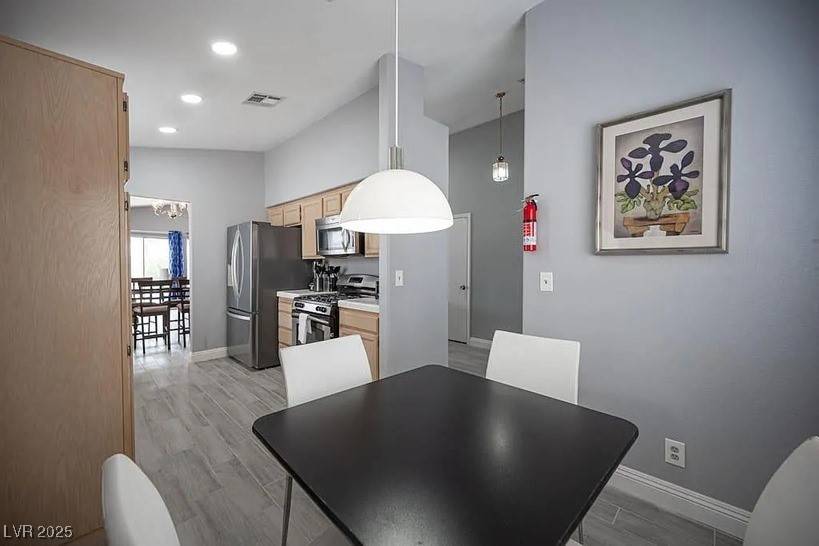 North Las Vegas, NV 89081,745 Gullwing LN