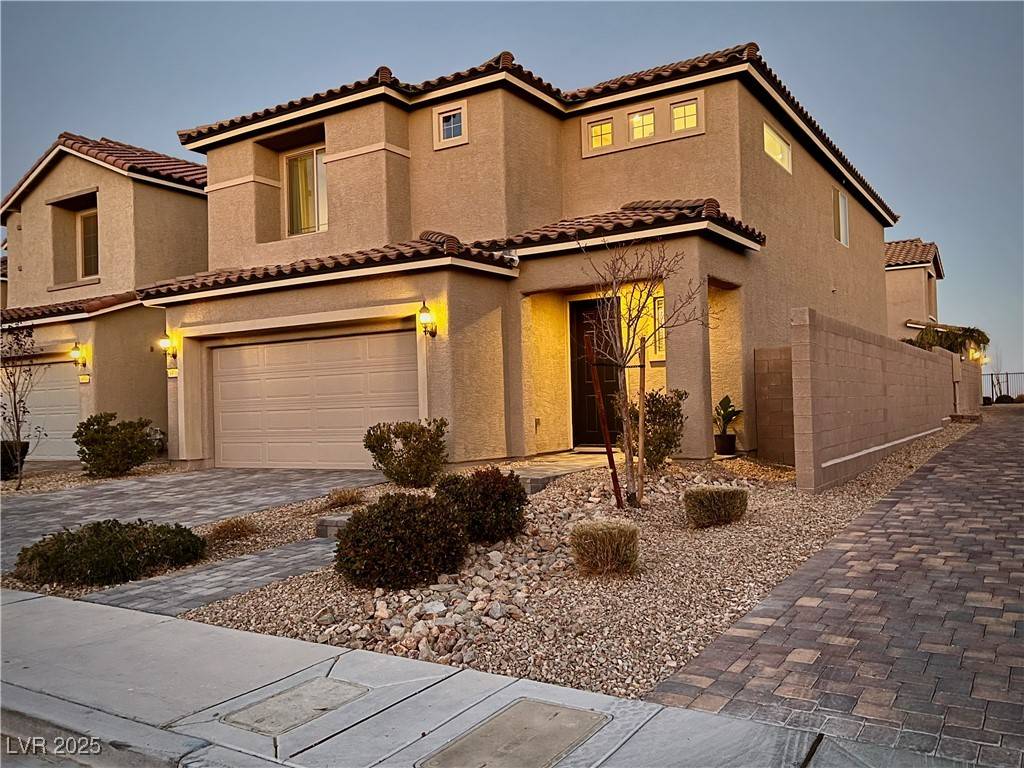 8976 Sweet Chestnut LN, Las Vegas, NV 89178