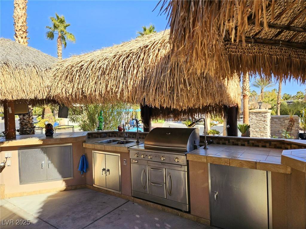 Las Vegas, NV 89139,8175 Arville ST #197