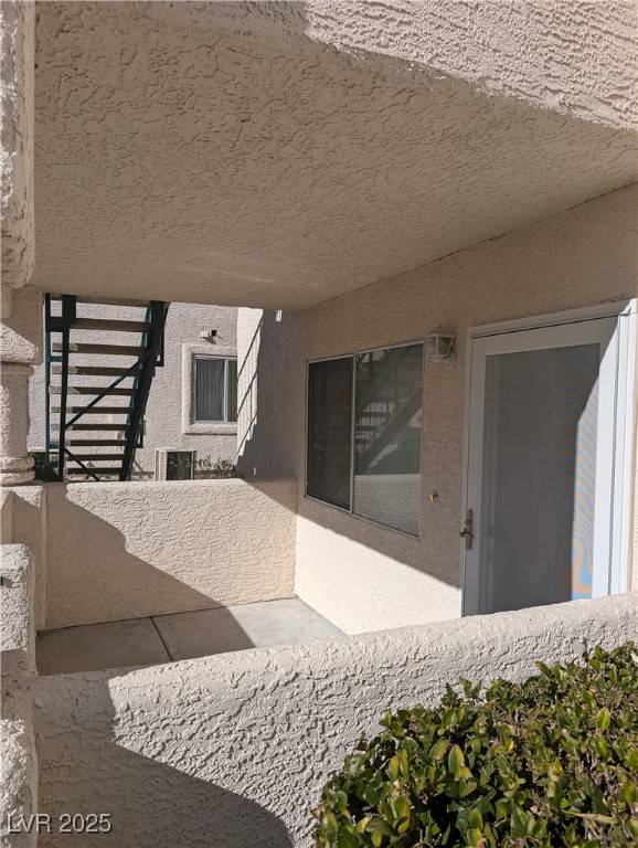 Las Vegas, NV 89128,7964 Rim Rock WAY #102