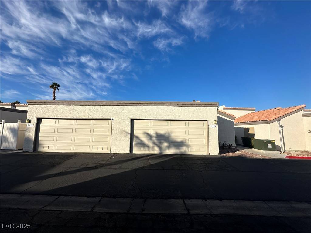 2148 Pebble Creek LN, Laughlin, NV 89029