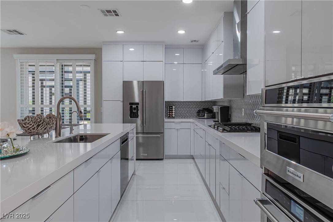 Las Vegas, NV 89142,6788 Lavender Sky CT