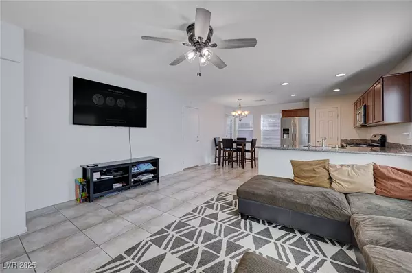 Henderson, NV 89015,152 Belmont Canyon PL
