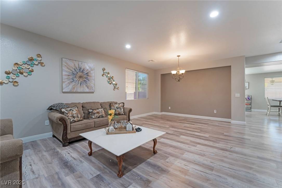 North Las Vegas, NV 89084,6916 Snow Finch ST