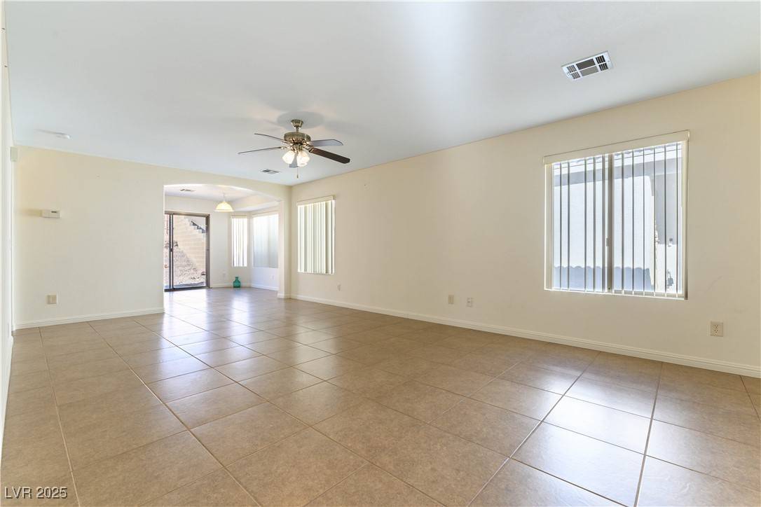 Las Vegas, NV 89141,10957 Civiletti ST